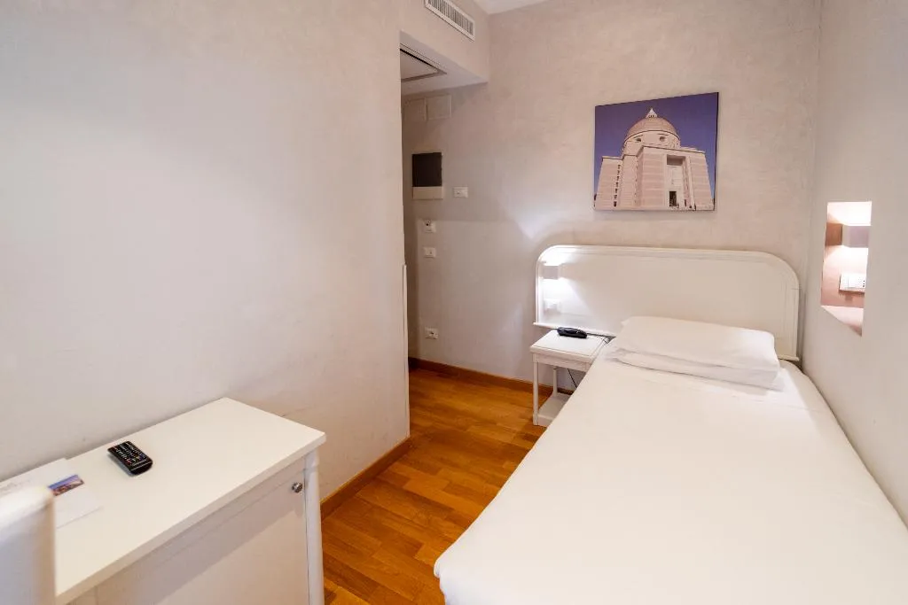 SINGLE STANDARD Room, Oxford, Rome