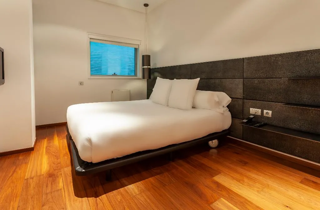 APARTMENT CLUB DELUXE Room, Suites Avenue, Barcelona