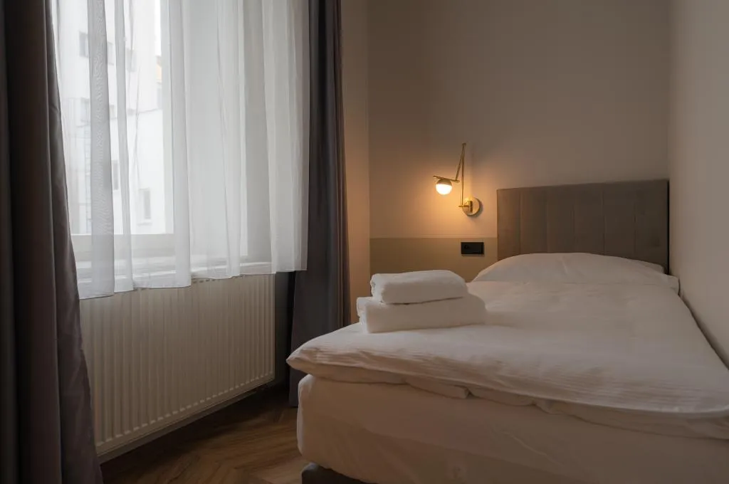 SINGLE SUPERIOR WITH AIR CONDITIONING Room, Beranek, Prague