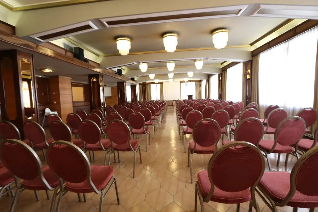 Conferences, Imperial, Porto