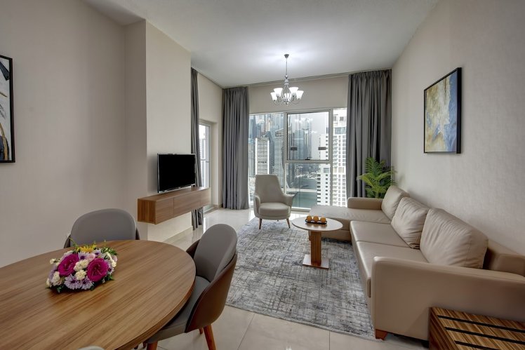 Royal Regency Suites Dubai Marina, Dubai