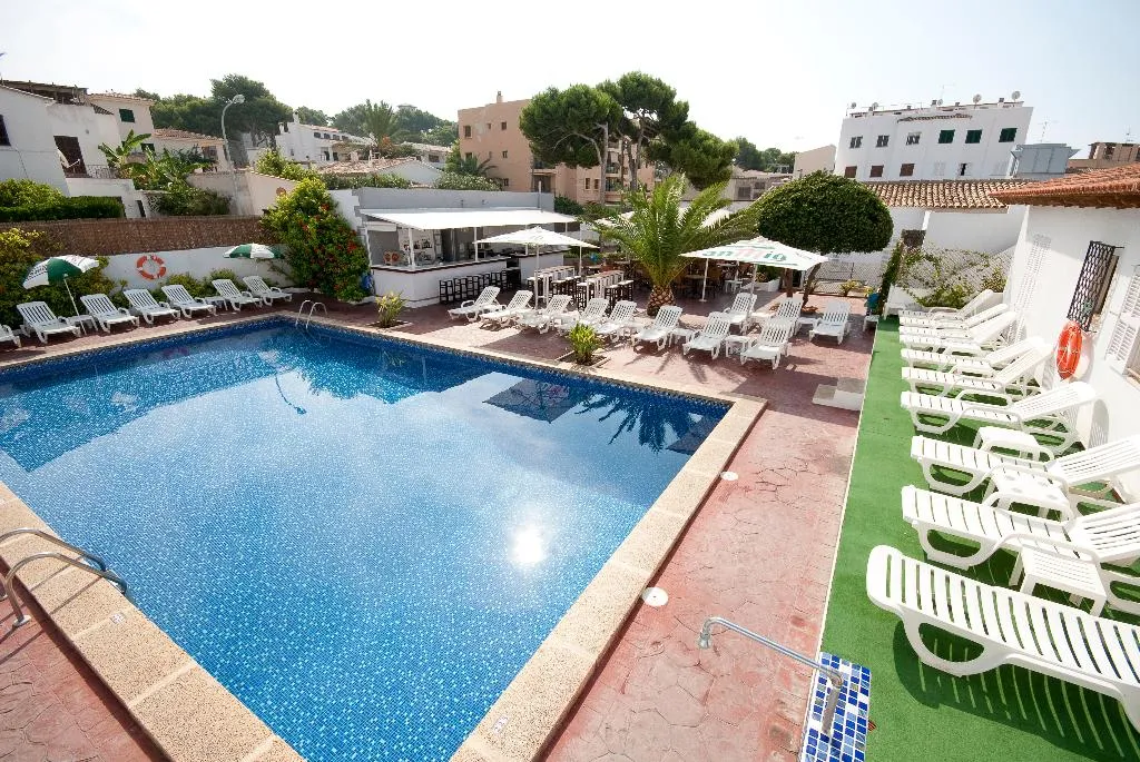 DOUBLE SINGLE USE WITH BALCONY Room, Hostal Montesol, Majorca
