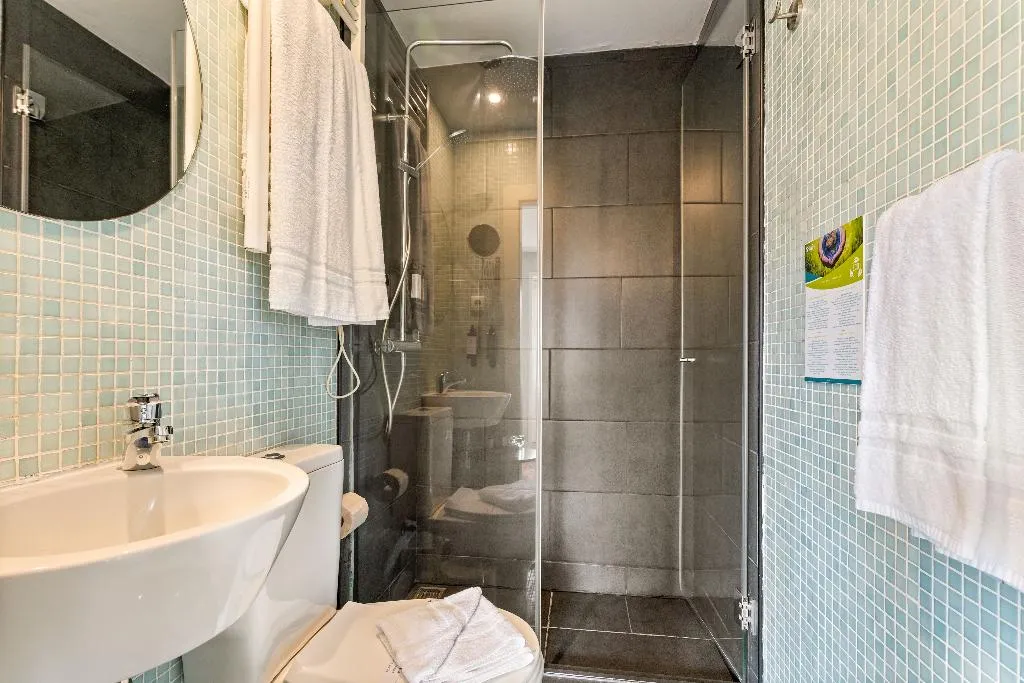 DOUBLE ONE BEDROOM Room, Casa Dos Lóios By Shiadu, Porto