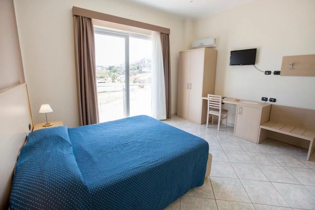 Room, Hotel Tourist, Palermo