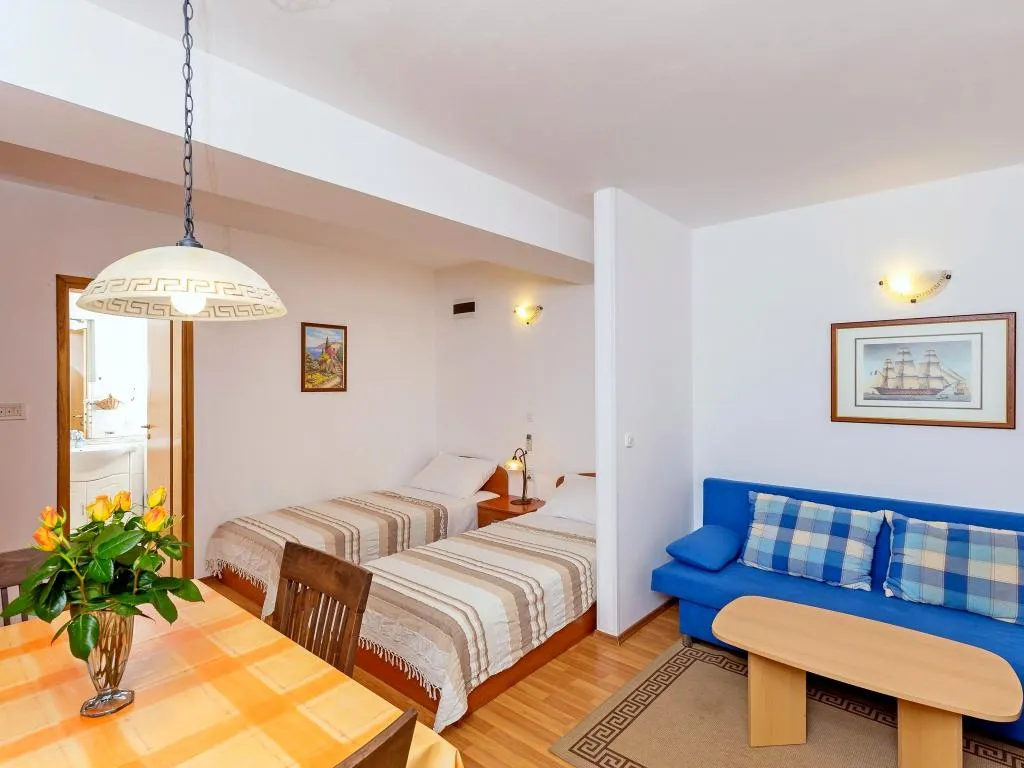 STUDIO CAPACITY 2 Room, Apartments Niksa, Dubrovnik