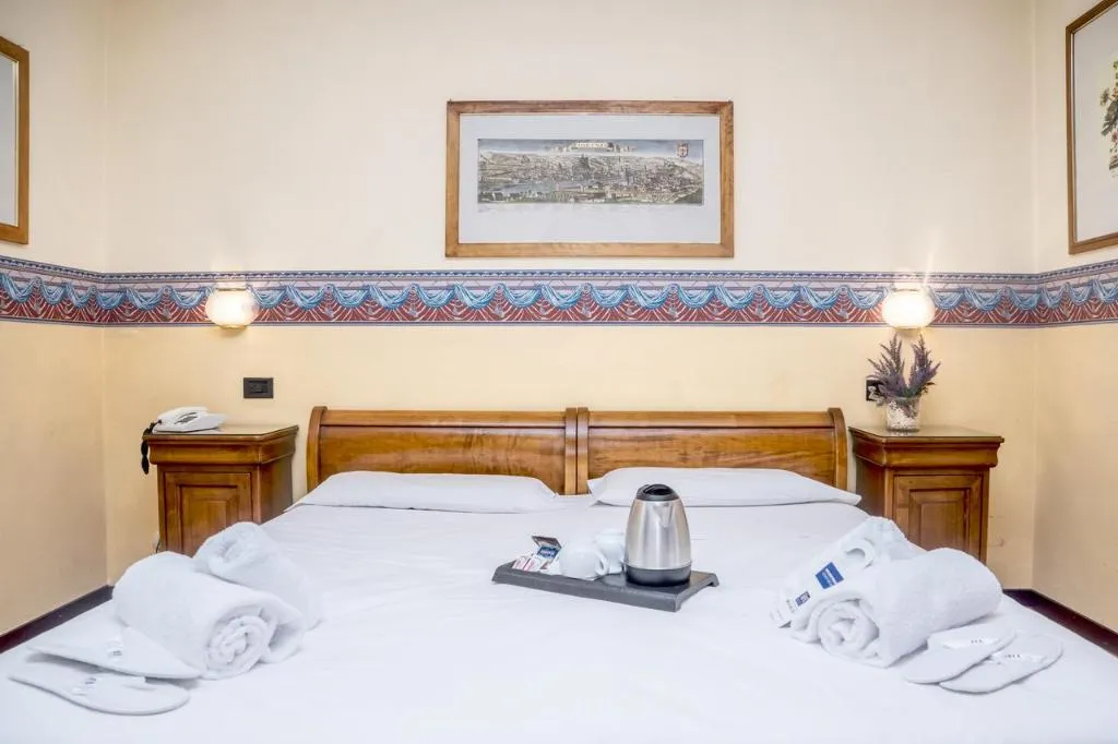 FAMILY ROOM DUPLEX Room, iH Hotels Firenze Select, Florence