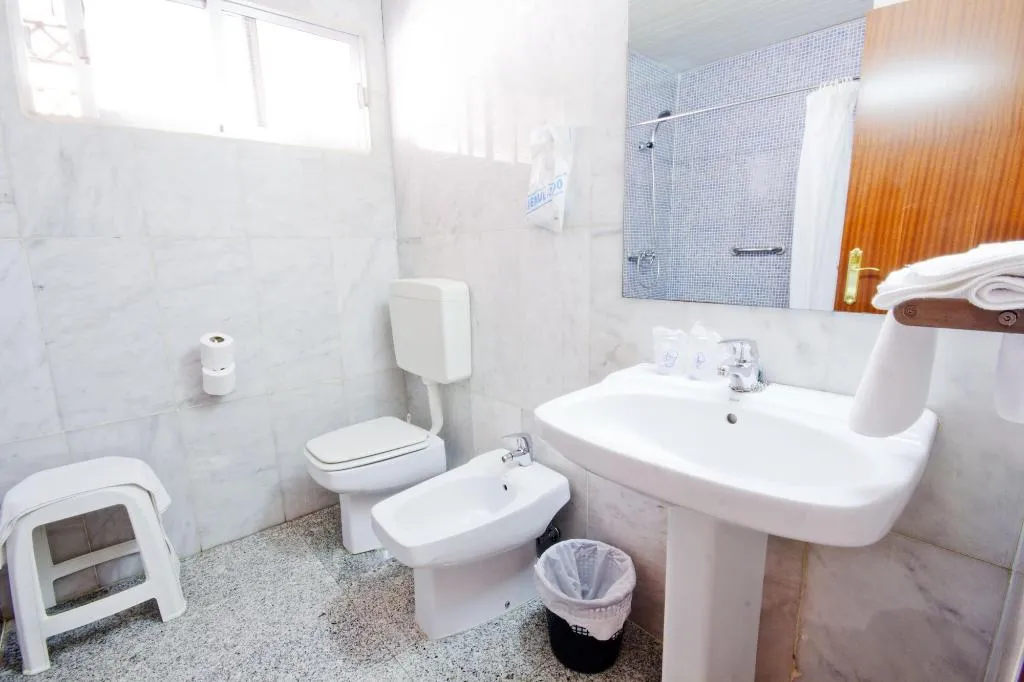 DOUBLE STANDARD Room, Hostal Nueva Andalucía, Andalucia