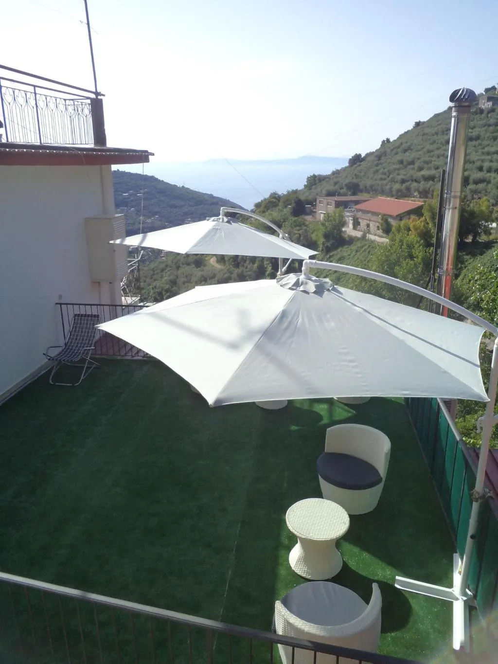 Terrace, B&B Puntaferano, Naples