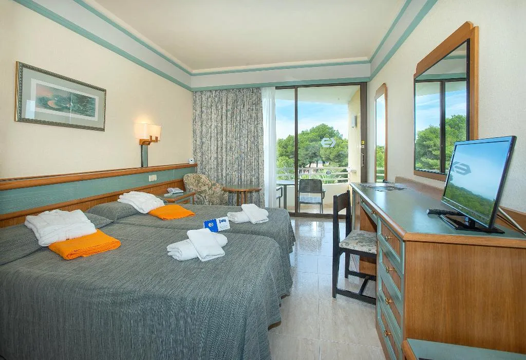 Double or Twin STANDARD Room, Exagon Park, Majorca