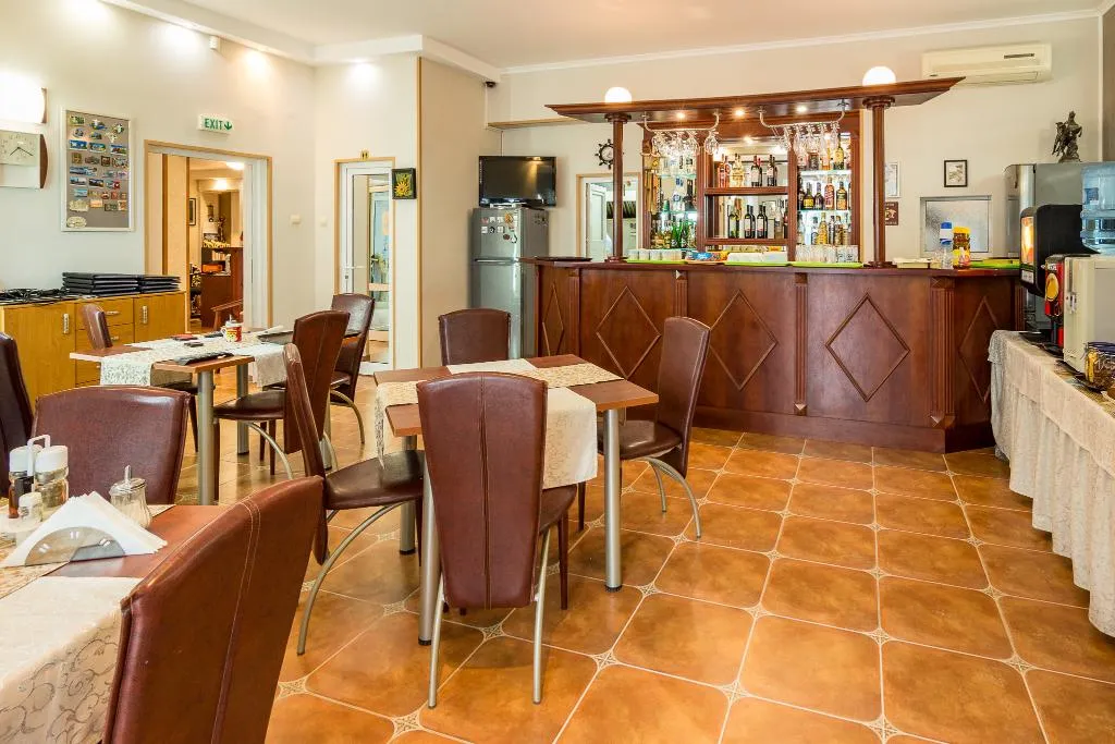 Restaurant, Family Hotel Venera, Bourgas