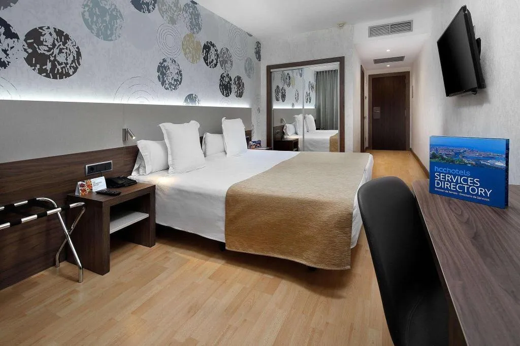 DOUBLE SINGLE USE WITH DOUBLE BED Room, Hcc Montblanc, Barcelona