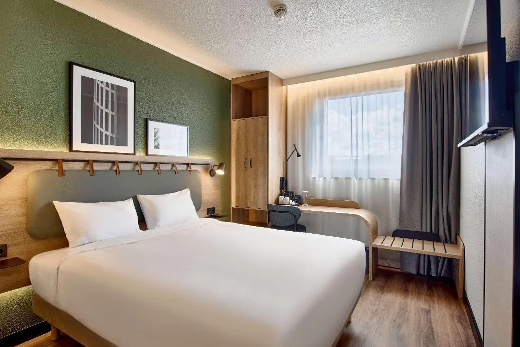 DOUBLE QUEEN SIZE BED Room, Campanile Prime Krakow Old Town, Krakow