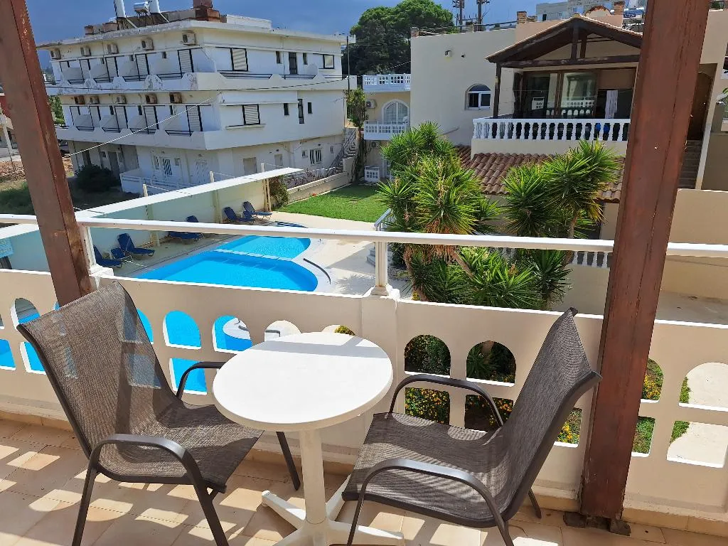 STUDIO TWO BEDS Room, Perla Beach, Crete