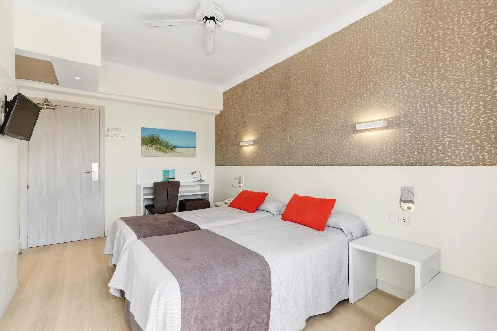 Room, Metropolitan Playa, Majorca