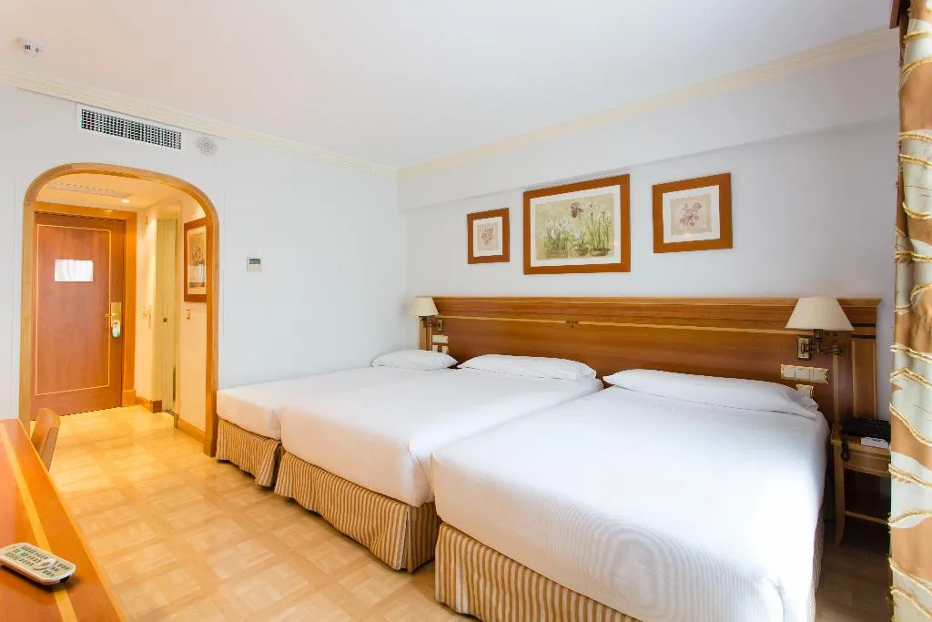 TRIPLE STANDARD Room, VP SOGNIO Metropolitano, Madrid