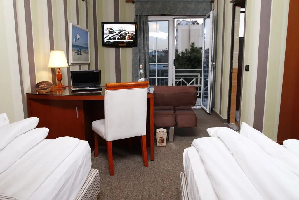 Room, Bel Conti, Durres