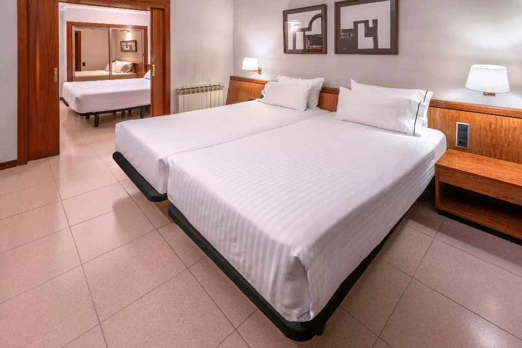 QUADRUPLE STANDARD Room, Ciudad de Castelldefels, Barcelona