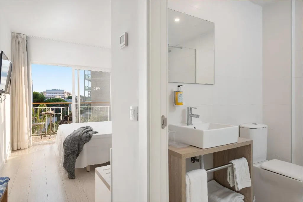 DOUBLE SINGLE USE STANDARD Room, Hotel Atolon & Kaafu Beach Club, Majorca