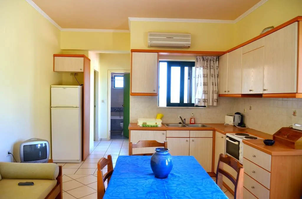 Room, Aloni Suites, Crete