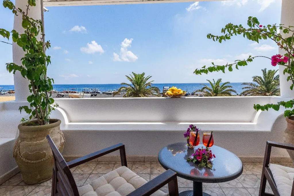 Terrace, Hotel Ossidiana Stromboli, Palermo