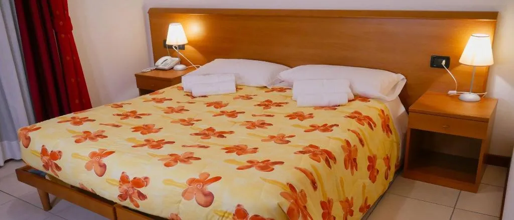 Room, Hotel Vajont, Venice