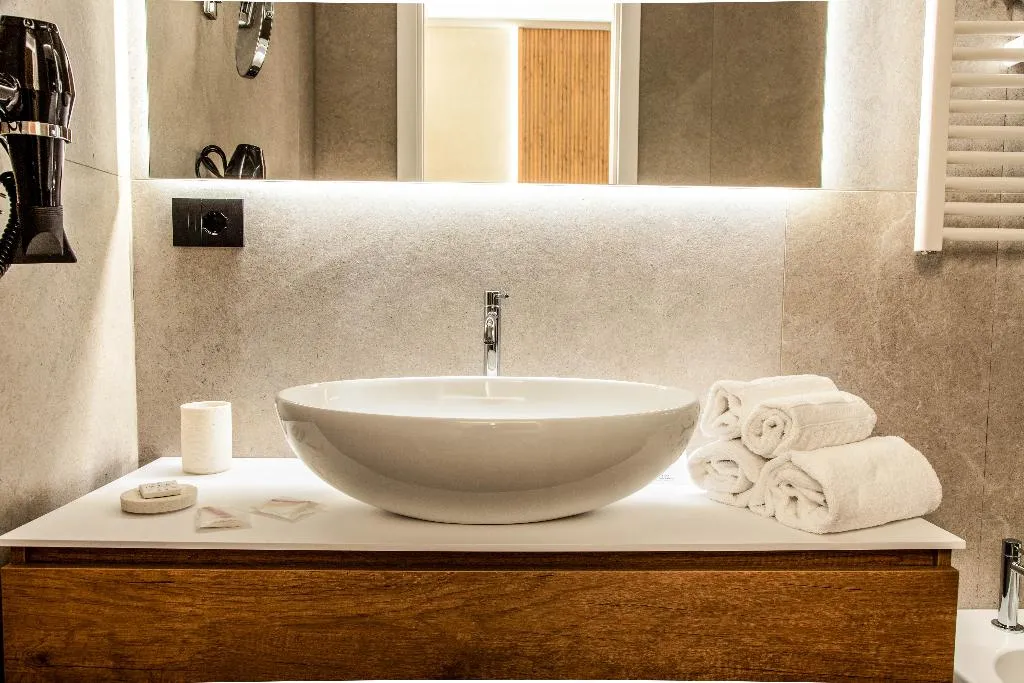 Room CLASSIC WITH BALCONY Room, Mamalu - Corso Umberto 35, Naples