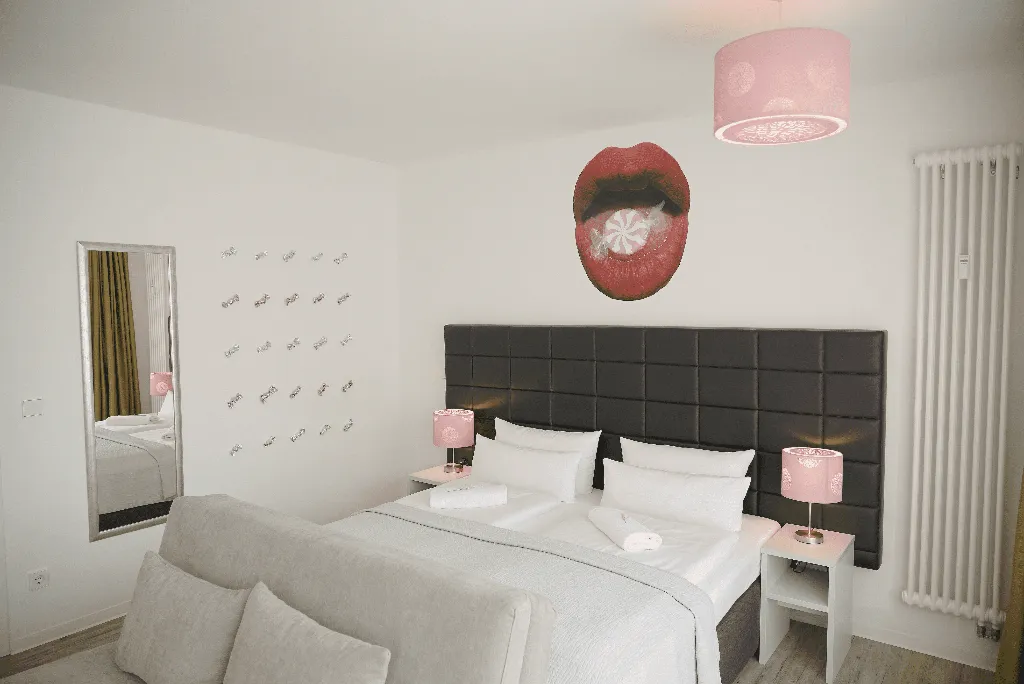 STUDIO STANDARD Room, Apartments Rosenthal Residence, Berlin
