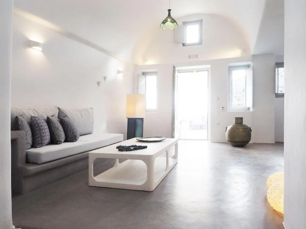 Room, Danae Suites, Santorini