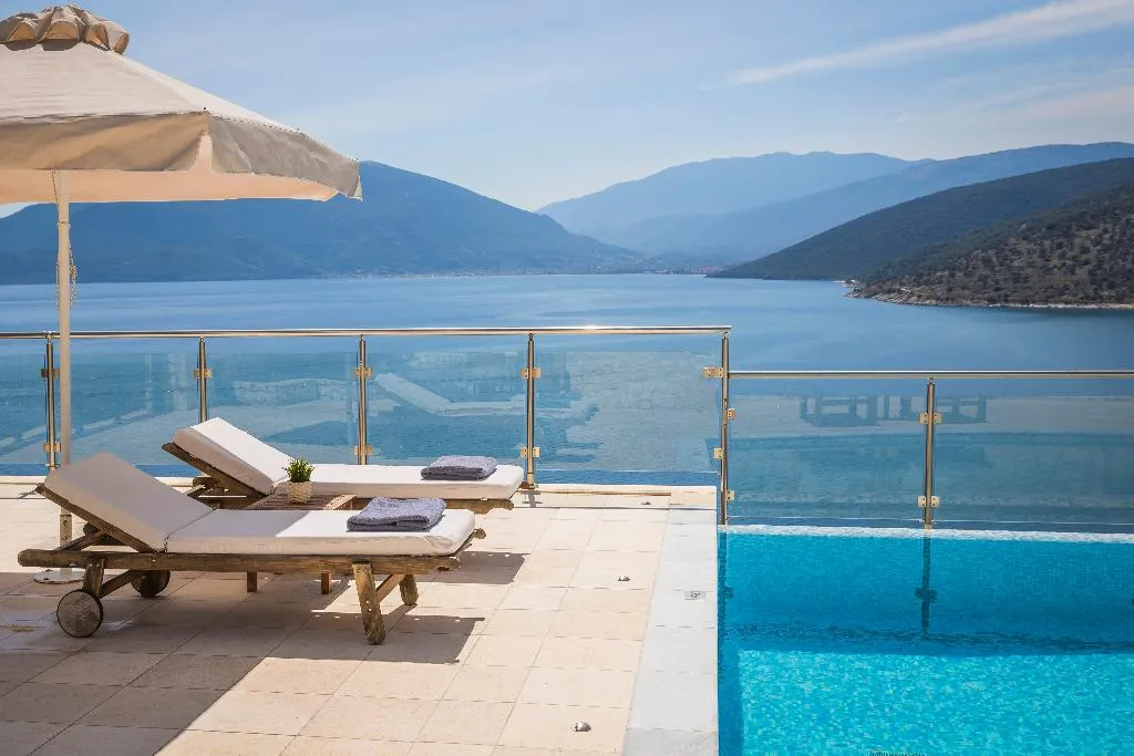 VILLA ONE BEDROOM Room, Kefalonia Bay Palace by GHH, Kefallinia