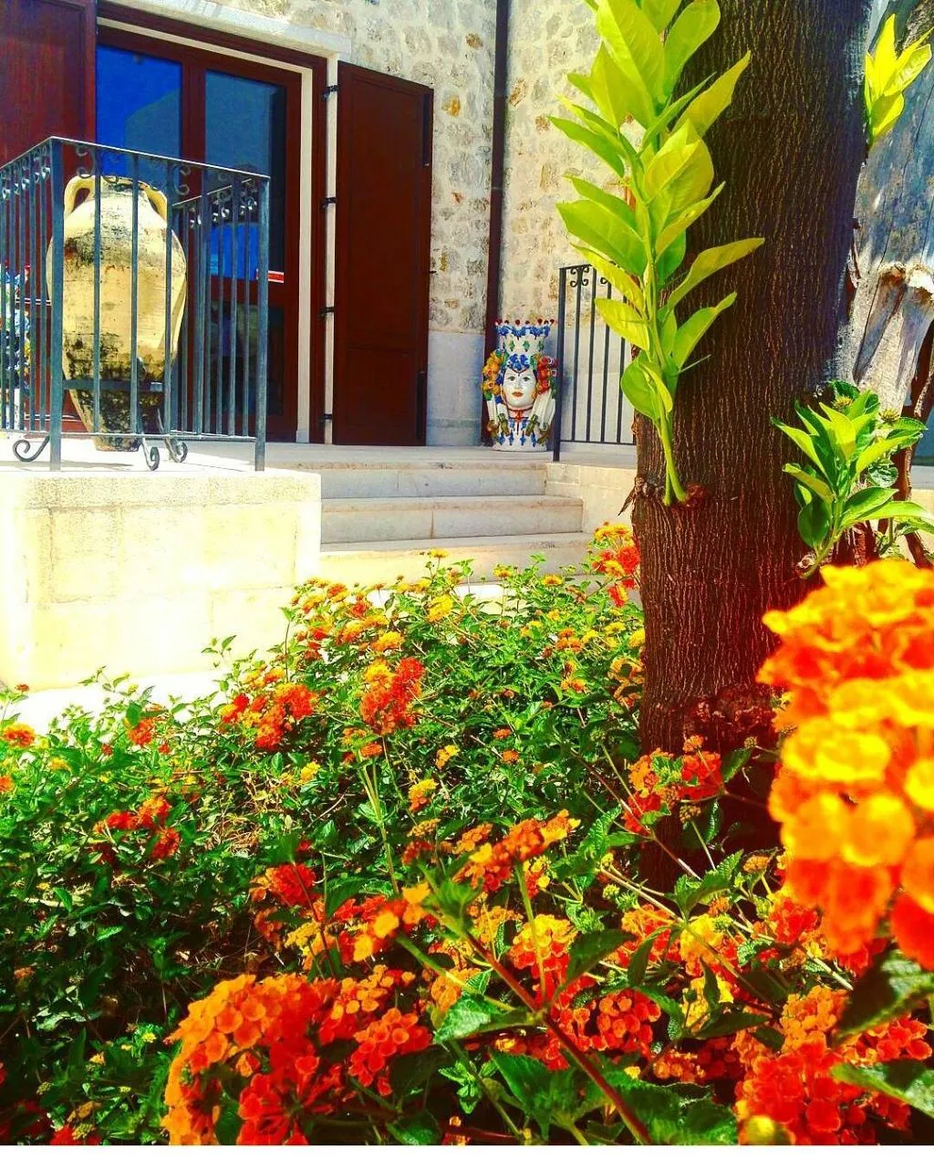 Lobby, Borgo Giallonardo Country House, Catania