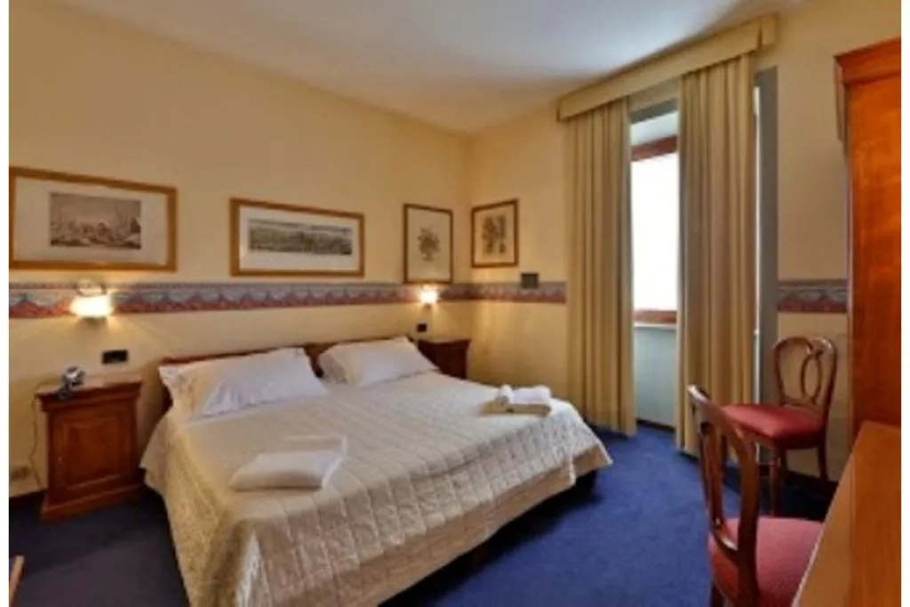 DOUBLE SUPERIOR Room, iH Hotels Firenze Select, Florence