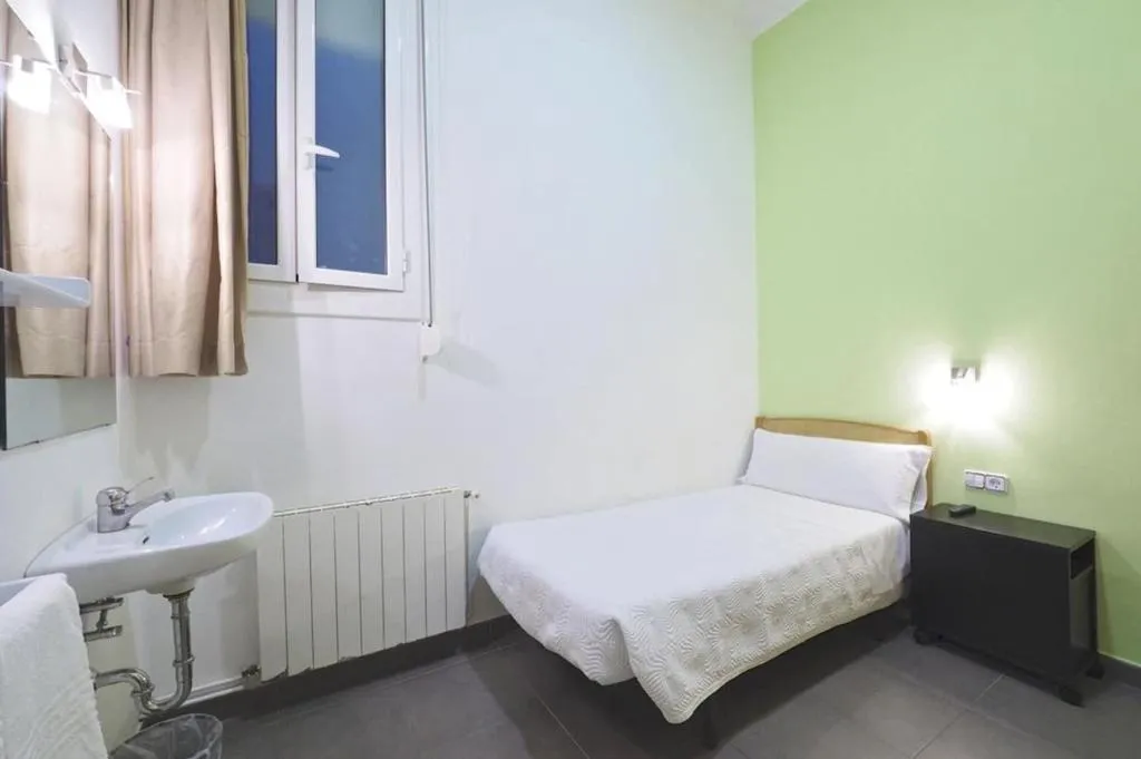 Room, Pensión Peiró, Barcelona