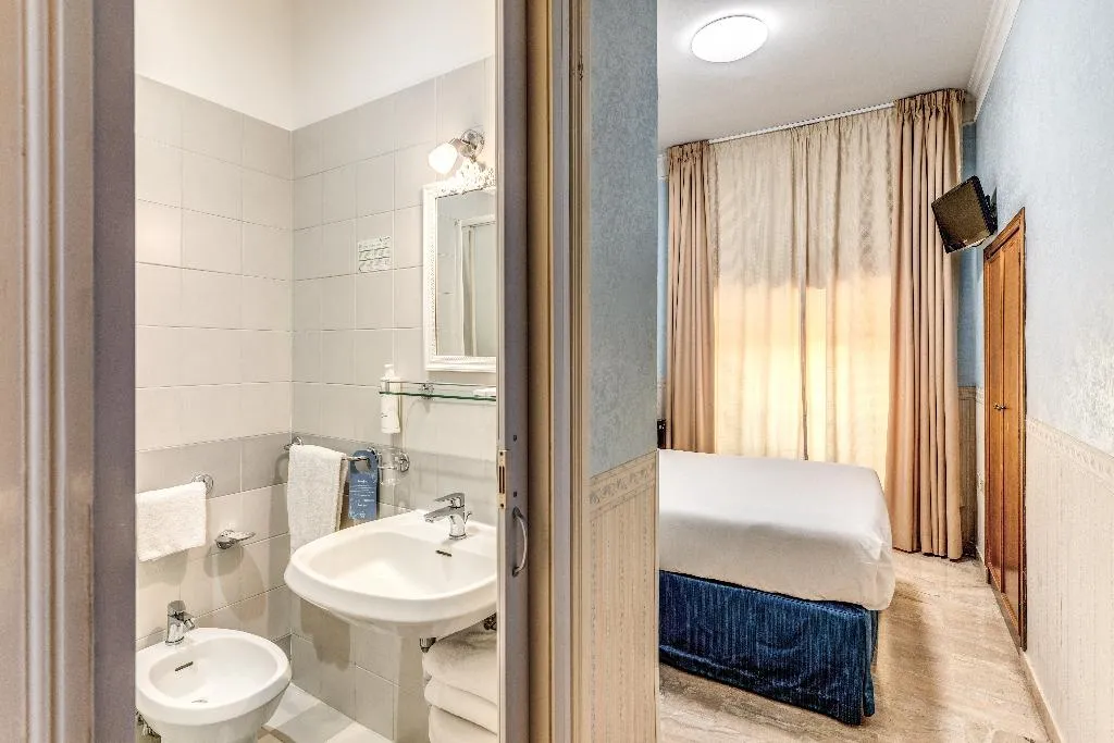 DOUBLE ECONOMY Room, Hotel Orazia, Rome