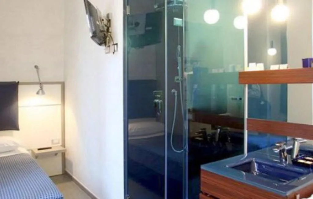 TWIN SUPERIOR Room, California, Rome
