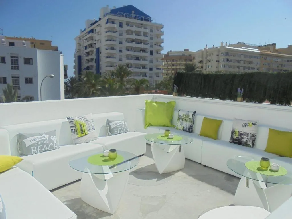 Terrace, Hostal Tak, Costa Del Sol