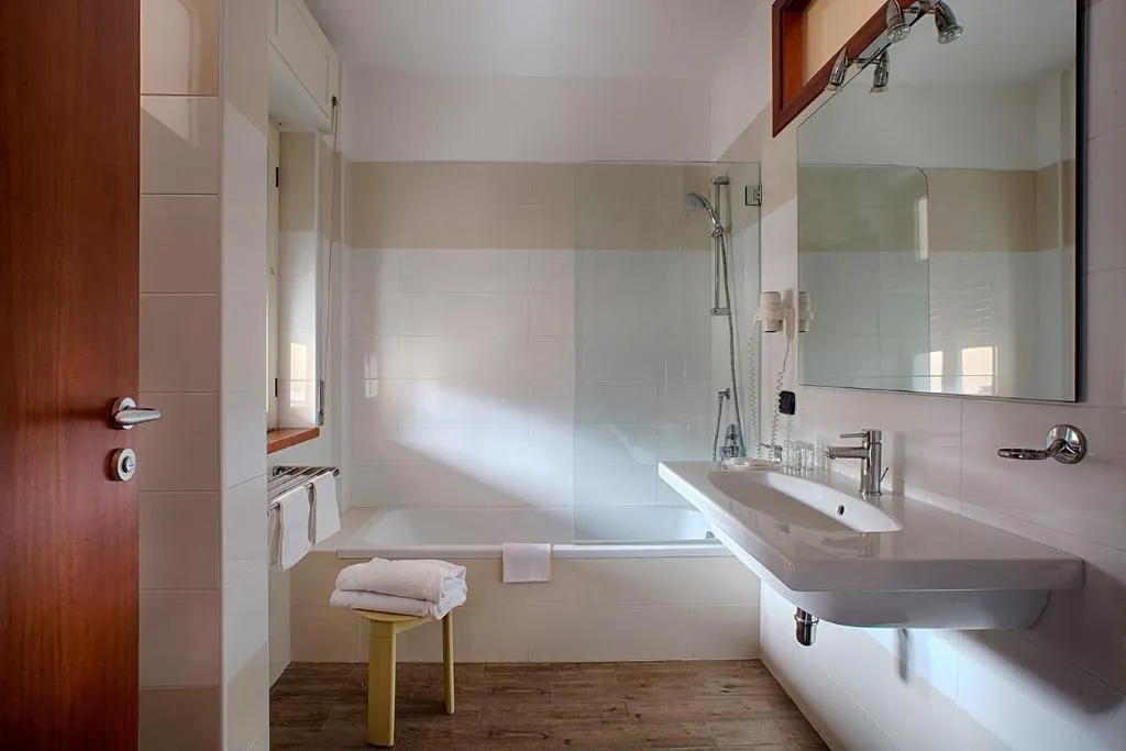 Room, American Hotel, Naples