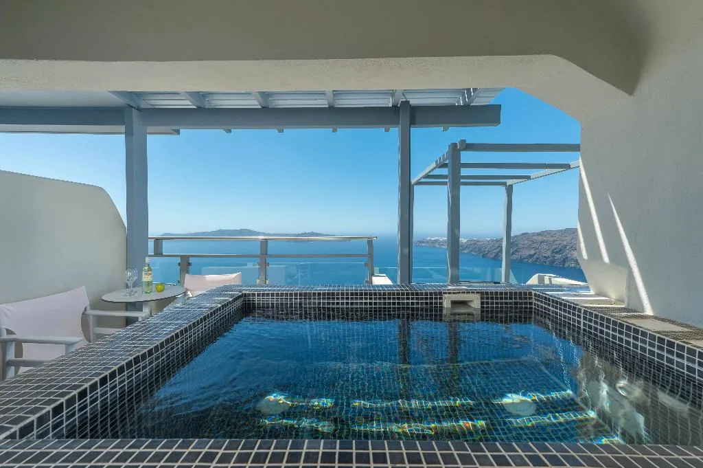 SUITE HONEYMOON Room, Gizis Cliffside Suites, Santorini