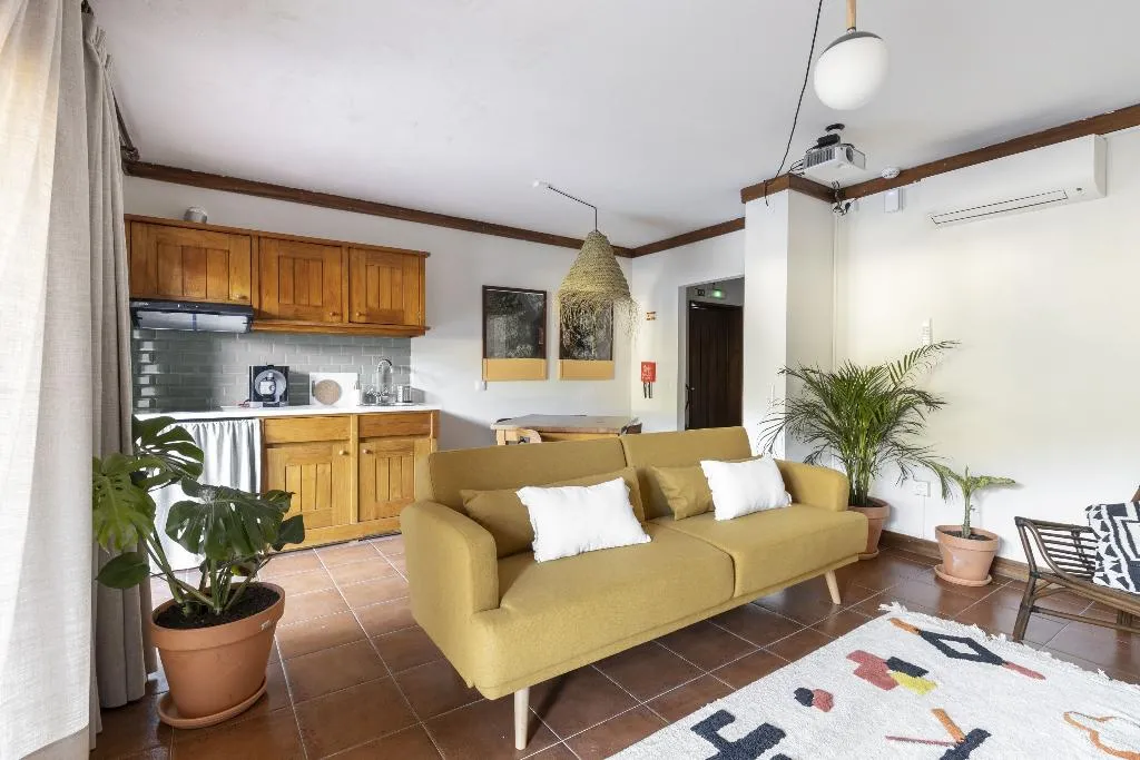 DOUBLE STANDARD Room, Selina Geres, Porto