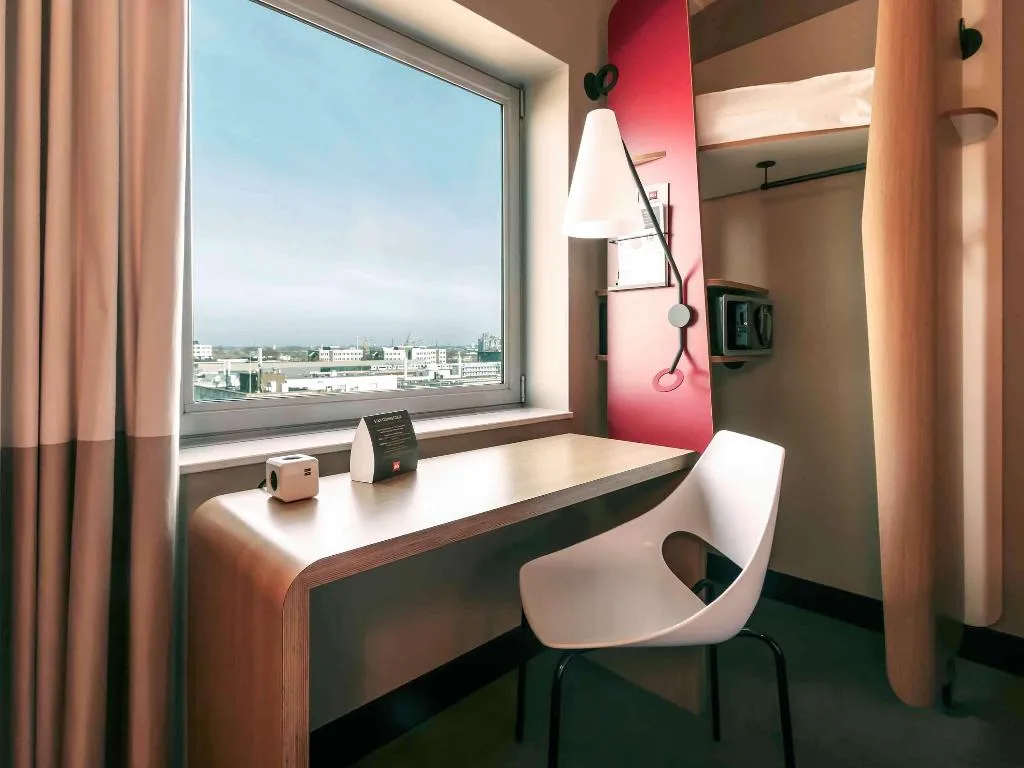 DOUBLE BUSINESS Room, Ibis Amsterdam City West, Amsterdam