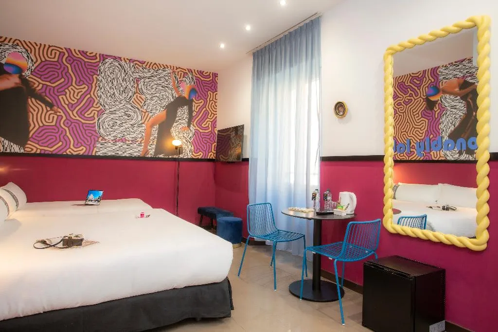 QUADRUPLE STANDARD Room, Casual Eclettico Milano, Milan