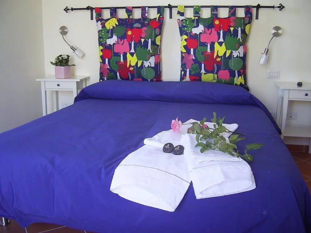 Room, Casa Falcone B&B, Naples