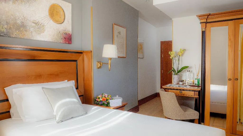 SINGLE CLASSIC Room, All'Angelo Art Hotel, Venice