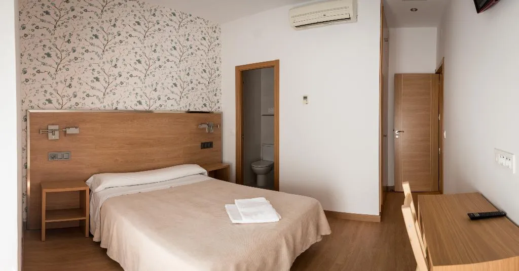 SINGLE STANDARD Room, San Antonio, Madrid