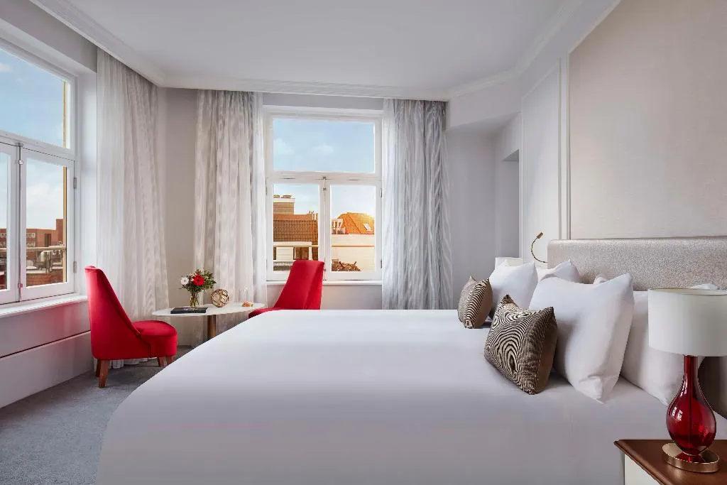SUITE WITH VIEWS Room, Tivoli Doelen Amsterdam, Amsterdam