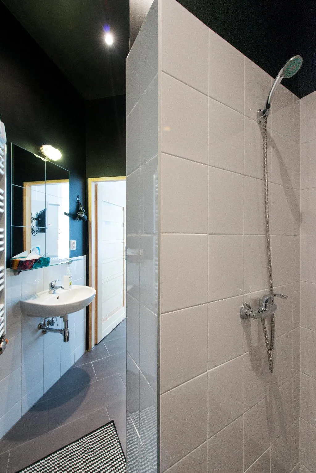 APARTMENT CAPACITY 2 Room, Happy Tower Krakow, Krakow