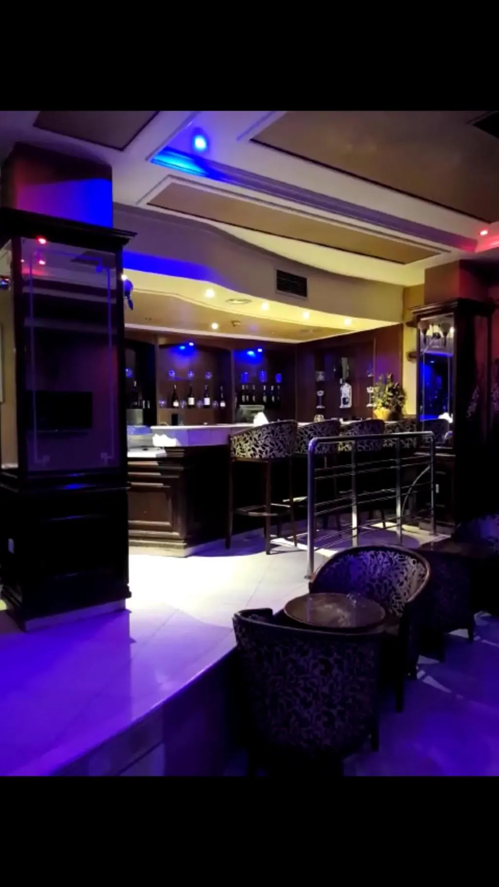 Bar, Mounia, Fez
