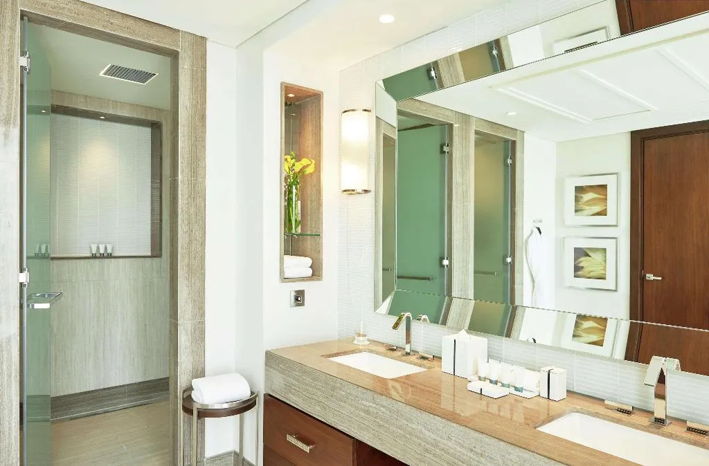 SUITE EXECUTIVE Room, Hilton Dubai Al Habtoor City, Dubai