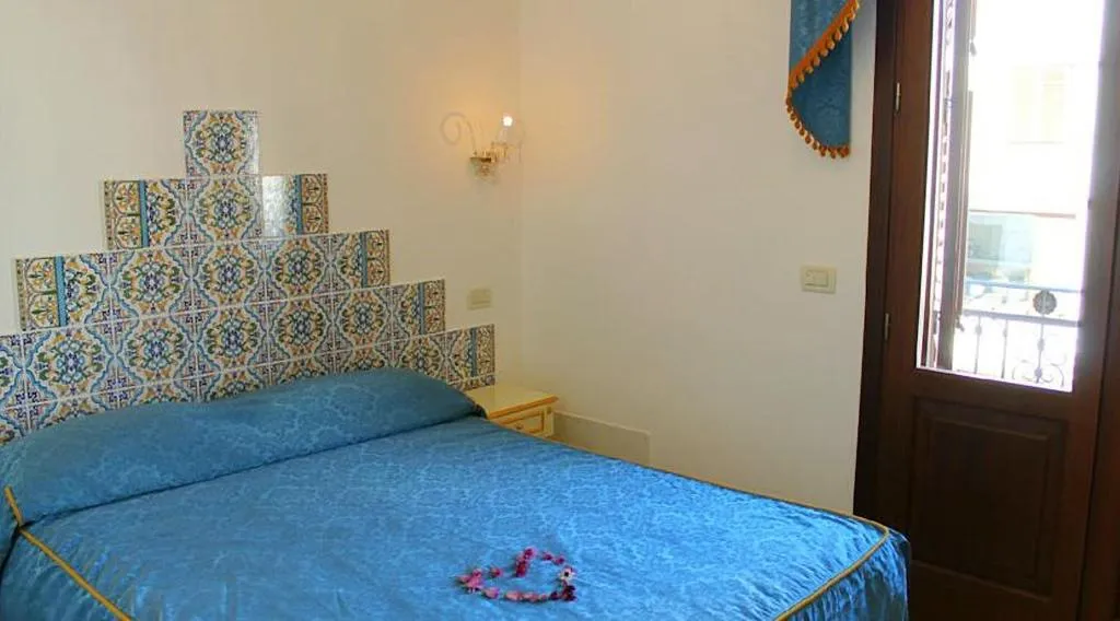 Room, Araba Fenice Hotel, Palermo