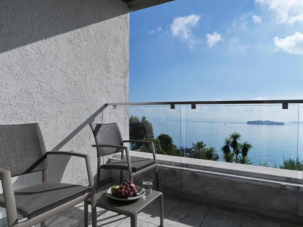 DOUBLE SEA FRONT Room, Kontokali Bay Resort & Spa, Corfu