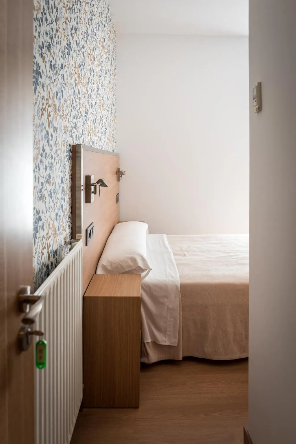 DOUBLE STANDARD Room, San Antonio, Madrid
